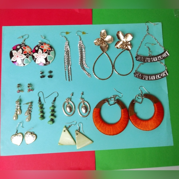 Earrings Assortment Bundle Of 12 - Picture 3 of 3